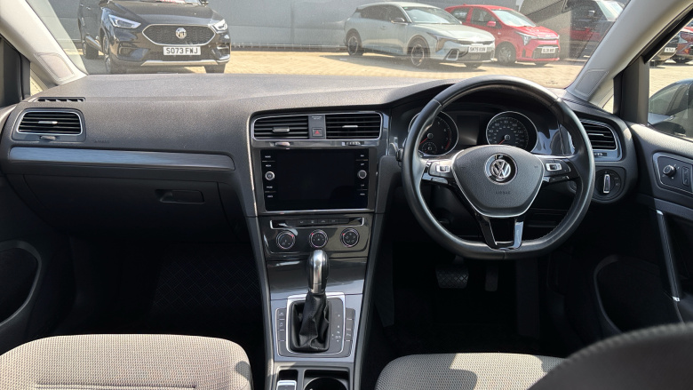 Volkswagen Golf 1.5 TSI EVO SE [Nav] 5dr DSG Petrol Hatchback